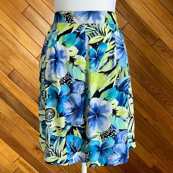 Vintage 80s/90s Tropical Floral High Waisted Rayon Shorts - Picture 1 of 6